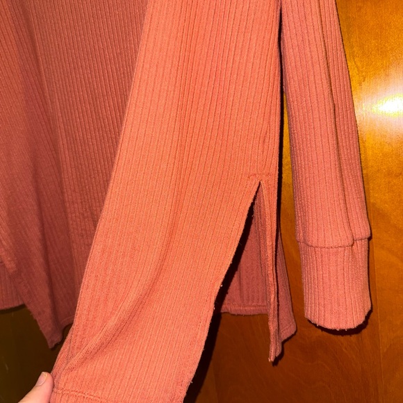 Women's Ribbed Long Sleeve Top - Rust - Picture 9 of 9
